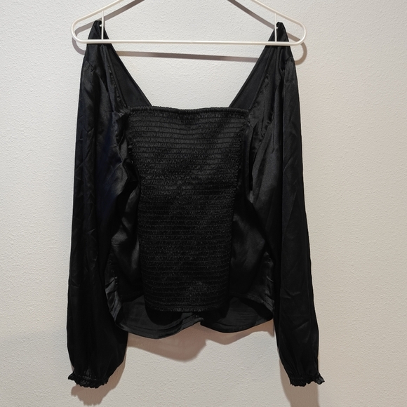 Abercrombie & Fitch Old Money Aesthetic Blouse Size Large Black Flowy Airy Cozy - Picture 3 of 7